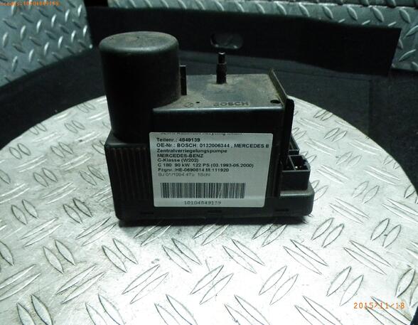 Central Locking Pump MERCEDES-BENZ C-CLASS (W202)