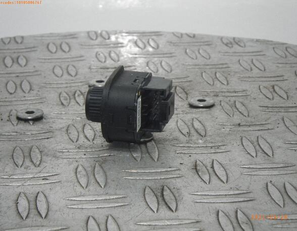 Mirror adjuster switch VW GOLF V (1K1)