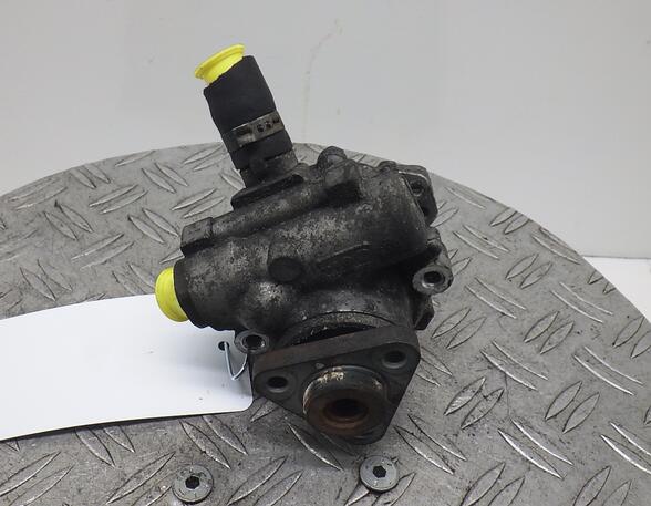 Power steering pump AUDI A4 Avant (8ED, B7)