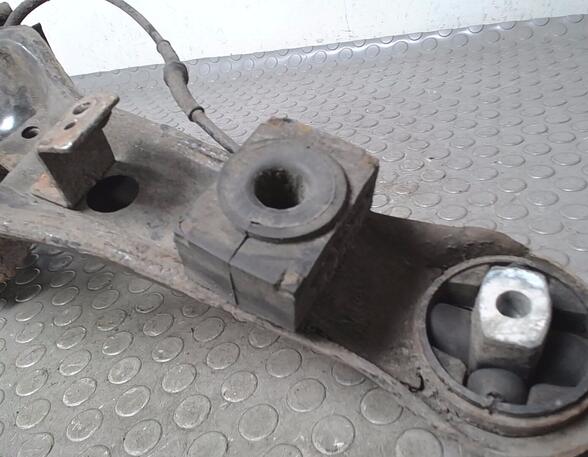 Stub Axle VOLVO V40 Estate (645)