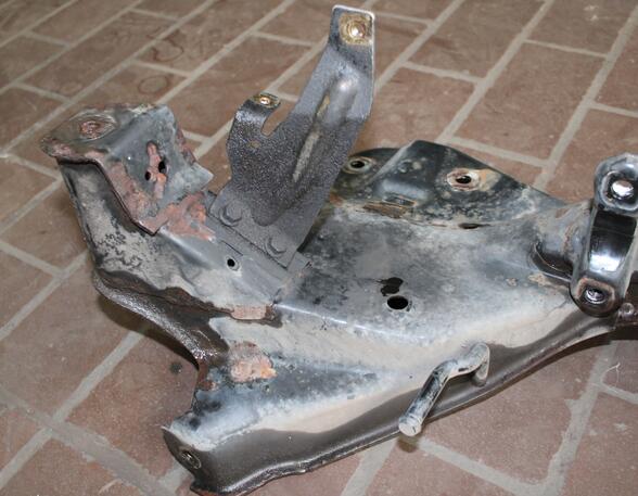 Front Axle Bracket VOLVO V40 Estate (645)