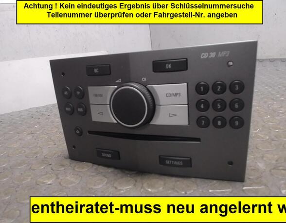 CD-Radio OPEL Astra H Caravan (L35)