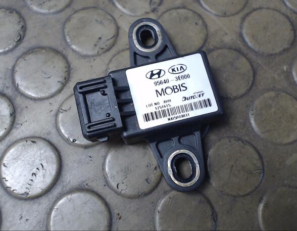 Sensor For Outdoor Temperature KIA Sorento I (JC)