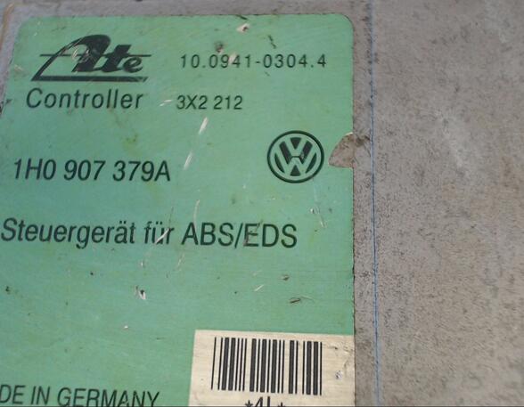 Regeleenheid tractieregelsysteem VW Golf III (1H1)