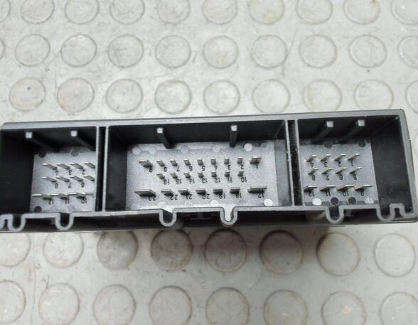 Control unit for Xenon light VW POLO (9N_)