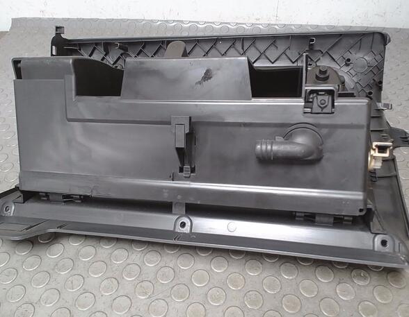 Glove Compartment (Glovebox) VW GOLF V (1K1)