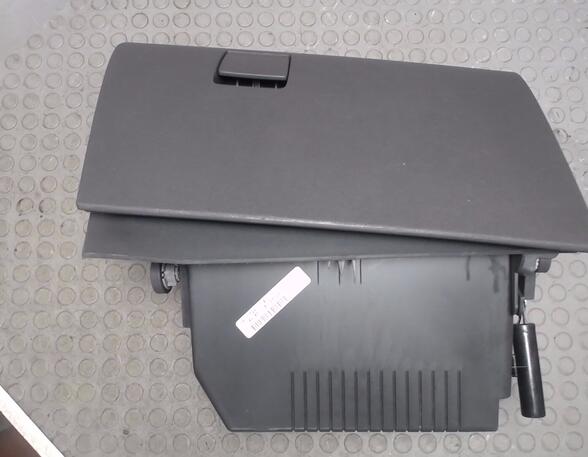 Glove Compartment (Glovebox) OPEL ASTRA H Estate (A04)