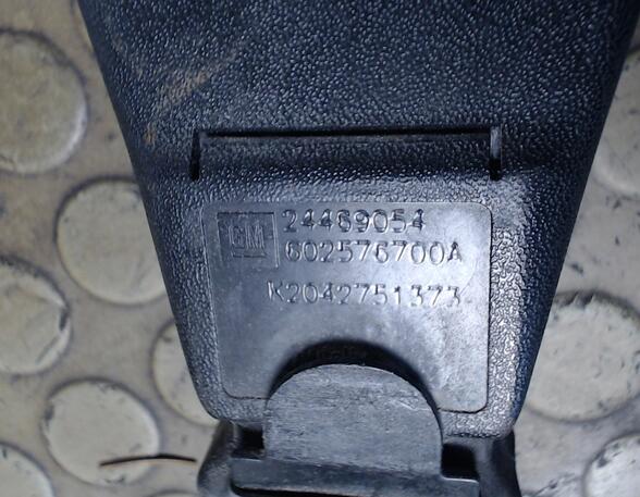 Safety Belts OPEL Zafira A (F75_)