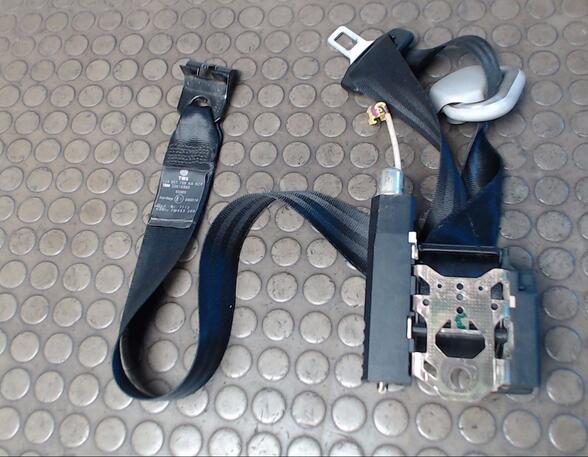 Safety Belts VW Golf IV (1J1)