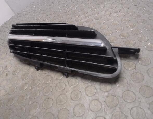 Radiator Grille NISSAN ALMERA TINO (V10)