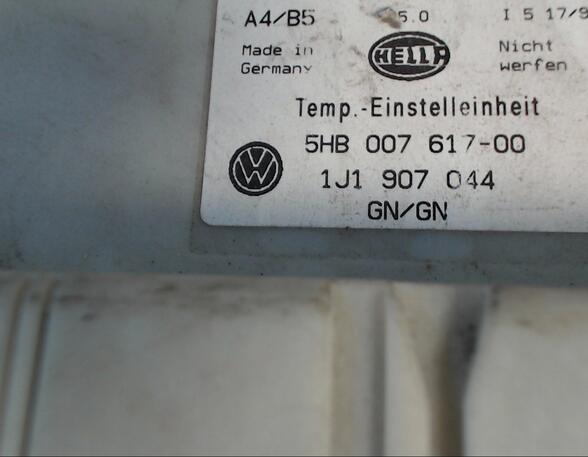 Air Conditioning Control Unit VW Passat (3B2)