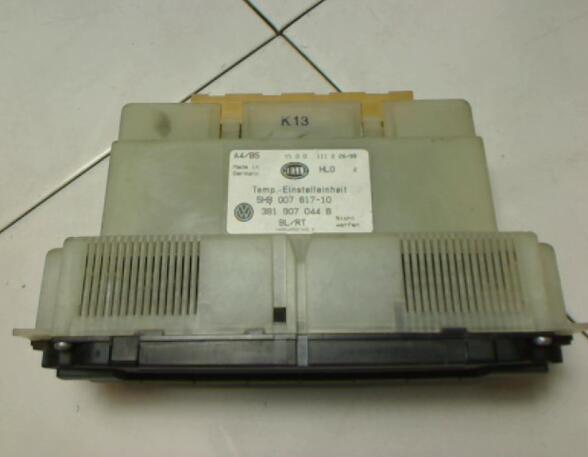 Air Conditioning Control Unit VW Passat Variant (3B5)