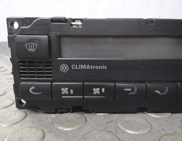 Air Conditioning Control Unit VW Passat Variant (3B5)