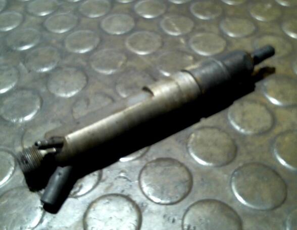 Injector Nozzle VW Passat Variant (3B5)