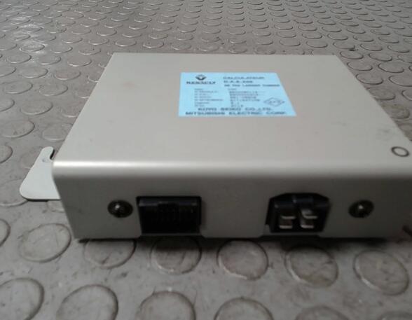 Fuel Injection Control Unit RENAULT Twingo I (C06)