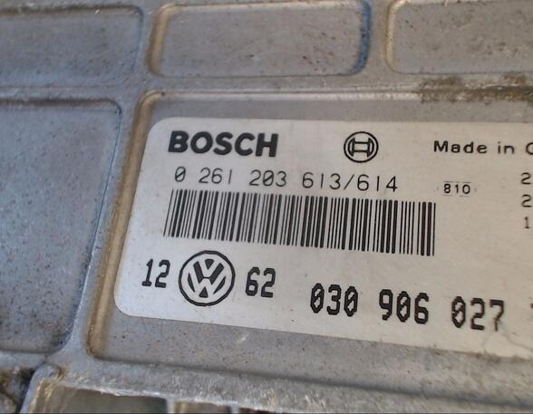 Regeleenheid brandstofinjectie VW Golf III (1H1)