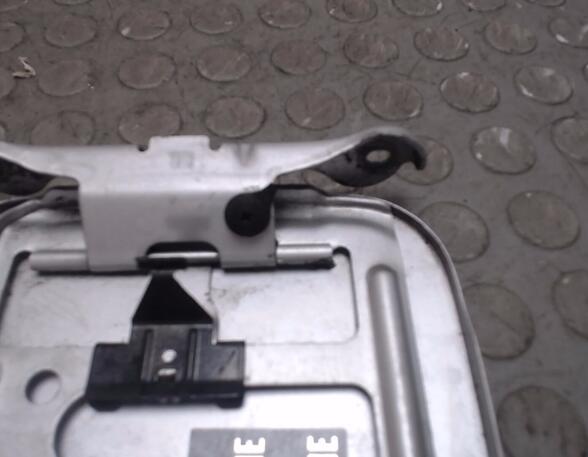 Fuel Tank Filler Flap NISSAN ALMERA TINO (V10)