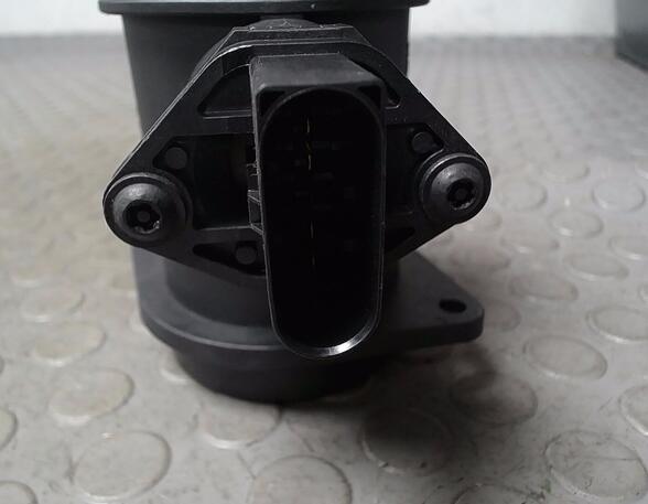 Air Flow Meter VW PASSAT Variant (3B5)