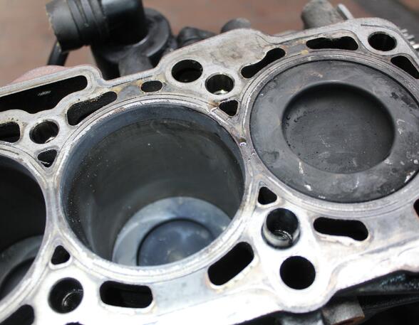 MOTORBLOCK ( CAGA )  (Motor) Audi Audi A4 Diesel (B8) 1968 ccm 105 KW 2011>2013