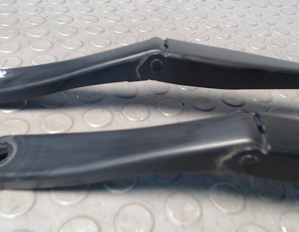 Wiper Arm OPEL Astra H Caravan (L35)