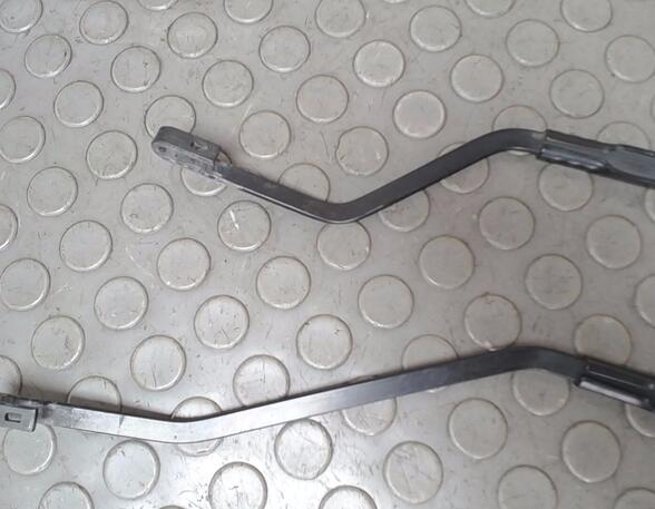 Wiper Arm PEUGEOT 306 Convertible (7D, N3, N5)