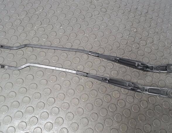 Wiper Arm VW PASSAT Variant (3B5)