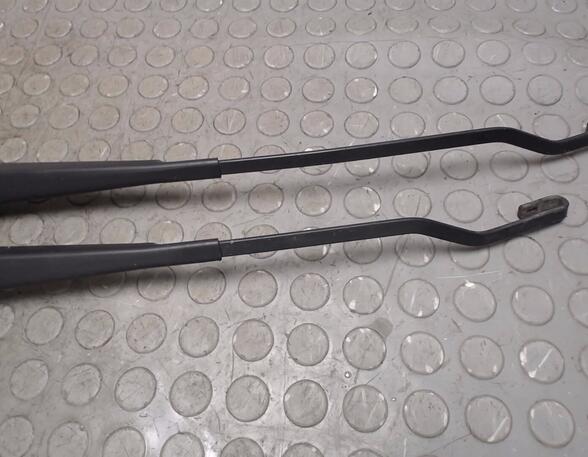 Wiper Arm PEUGEOT 106 II (1A_, 1C_)