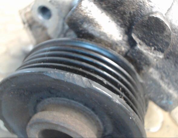 Power steering pump FORD Mondeo I Turnier (BNP)