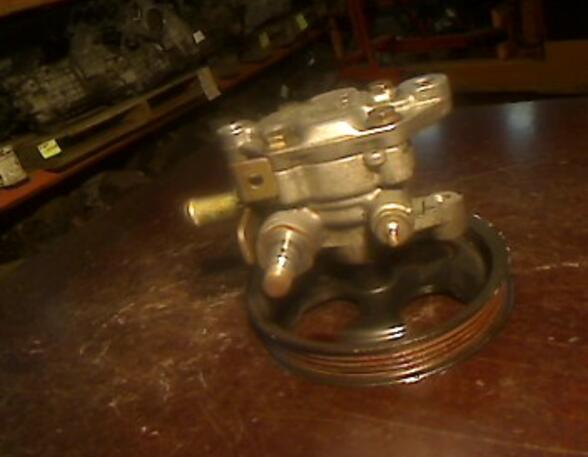 Power steering pump MITSUBISHI Space Star Großraumlimousine (DG A)