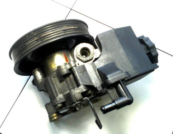 Power steering pump MERCEDES-BENZ E-Klasse (W210)