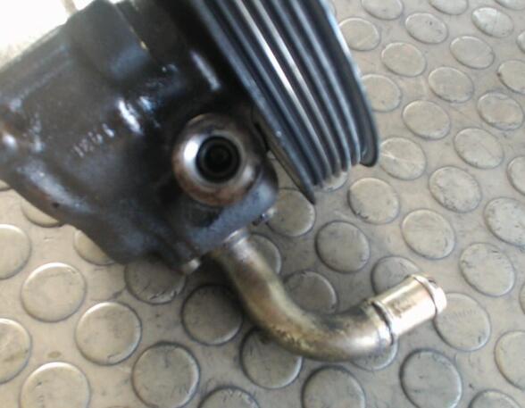 Power steering pump FORD Mondeo II Turnier (BNP)