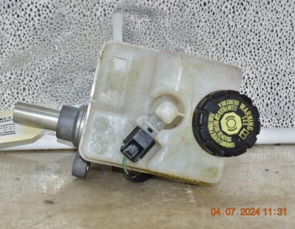 Brake Master Cylinder RENAULT TWINGO III (BCM_, BCA_)