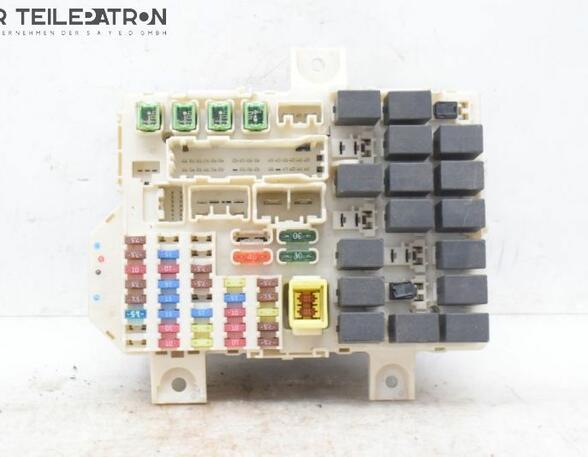 Fuse Box MITSUBISHI Colt CZC Cabriolet (RG)