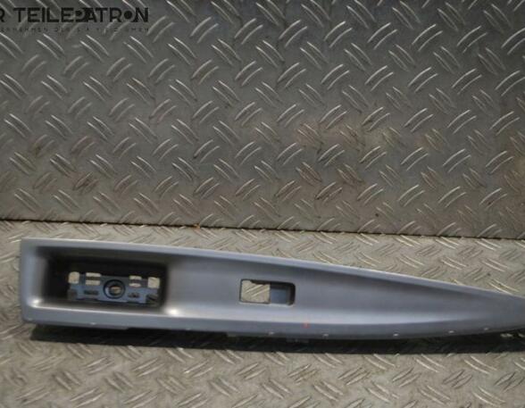 Door Card (Door Panel) MAZDA 2 (DY)