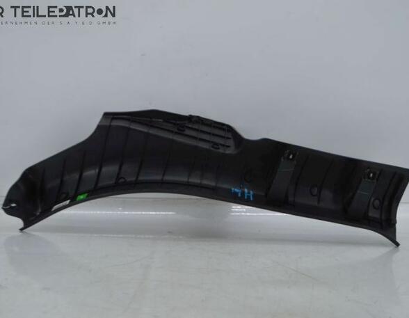 Door Card (Door Panel) HYUNDAI i40 CW (VF)