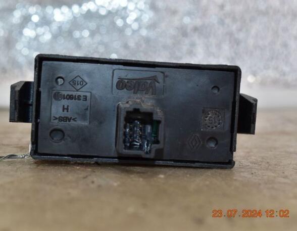 Switch for hazard light RENAULT TWINGO III (BCM_, BCA_)