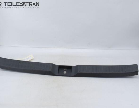 Interior Tailgate Trim Panel TOYOTA COROLLA Verso (ZER_, ZZE12_, R1_)