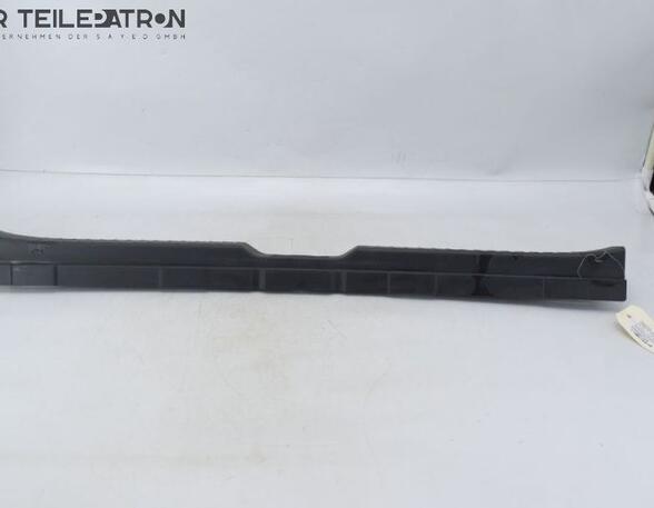 Interior Tailgate Trim Panel TOYOTA COROLLA Verso (ZER_, ZZE12_, R1_)