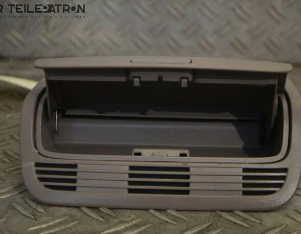 Storage Tray VW Passat Variant (3C5)