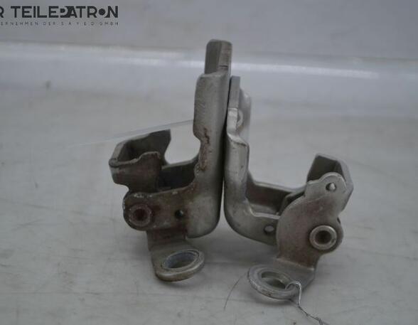 Door Hinge MAZDA 2 (DY)