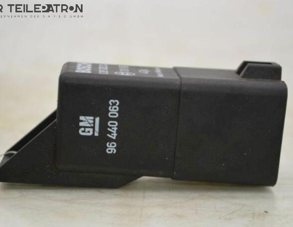 Wash Wipe Interval Relay OPEL Antara (L07)