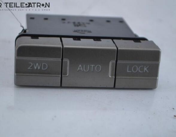 Schalter 2WD  Auto  Lock NISSAN X-TRAIL (T30) 2.5 4X4 121 KW