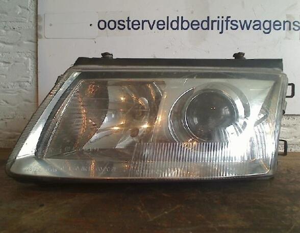 Headlight VW PASSAT Variant (3B5)