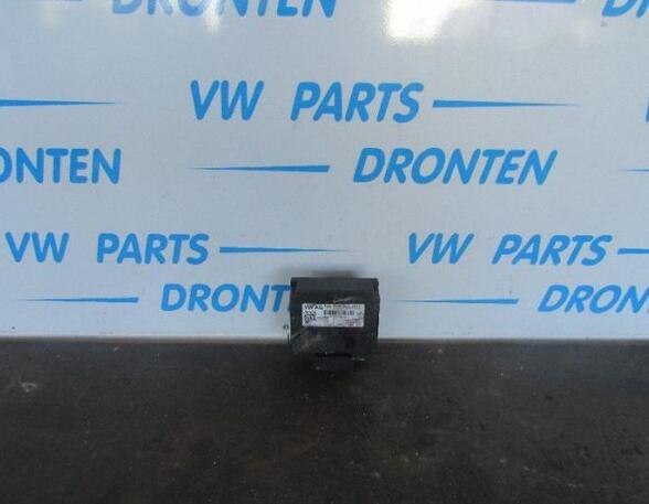 Control unit for door drawing support VW UP! (121, 122, BL1, BL2, BL3, 123), VW LOAD UP (121, 122, BL1, BL2)