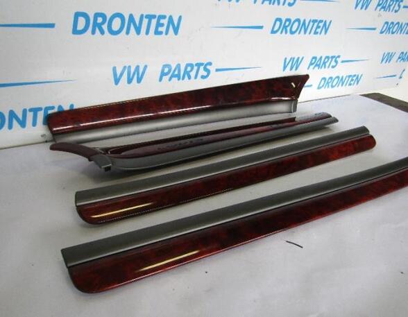 Trim Strip Bumper AUDI A8 (4E2, 4E8), AUDI A8 (4E_)