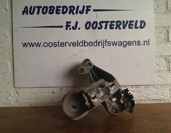 
Lagerbock für Motoraufhängung VW Passat B5 3B2 4B0199352B P20245438
