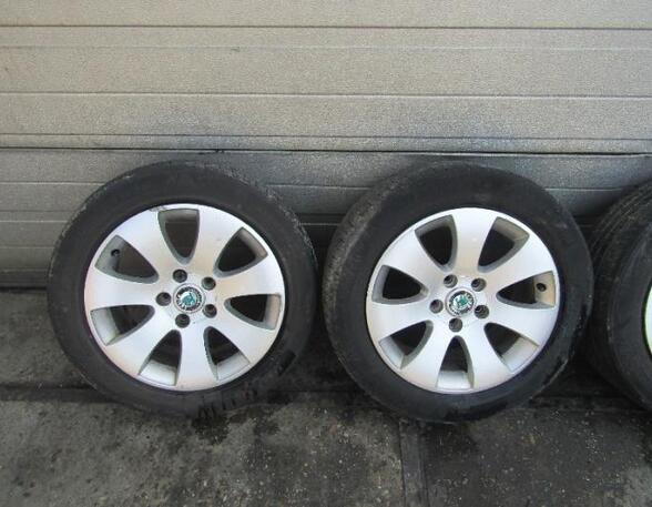 Stalen velg set SKODA OCTAVIA II (1Z3)