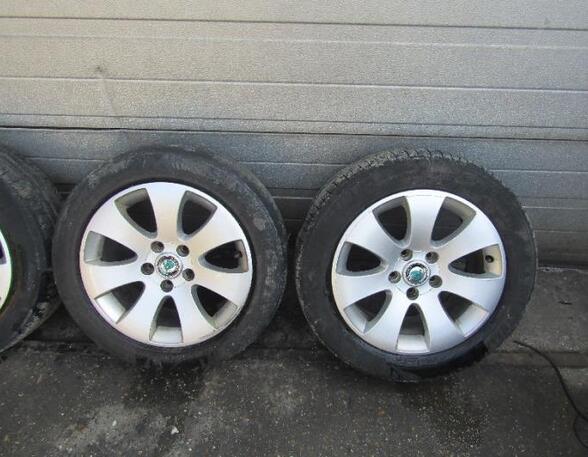 Stalen velg set SKODA OCTAVIA II (1Z3)