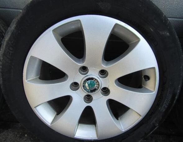 Stalen velg set SKODA OCTAVIA II (1Z3)