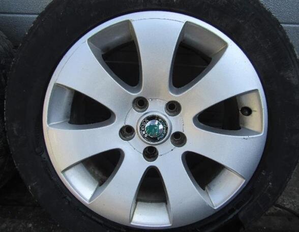 Stalen velg set SKODA OCTAVIA II (1Z3)